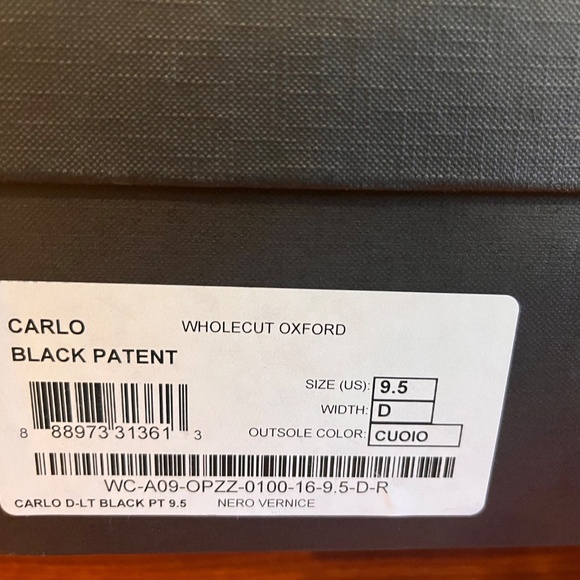 Black patent leather wholecut oxfords size 9 1/2
